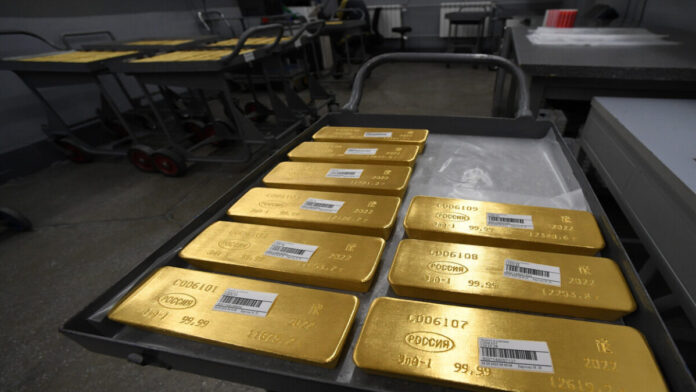 أسعار الذهب تستقر قرب أعلى مستوى في 7 أسابيع