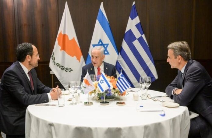 إسرائيل واليونان وقبرص تطلق خطة عمل عسكرية مشتركة