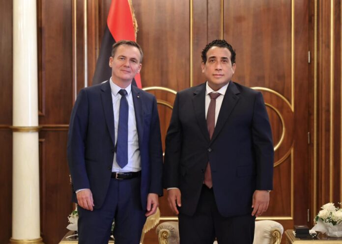 المنفي يبحث مع السفير الفرنسي تعزيز التعاون الثنائي