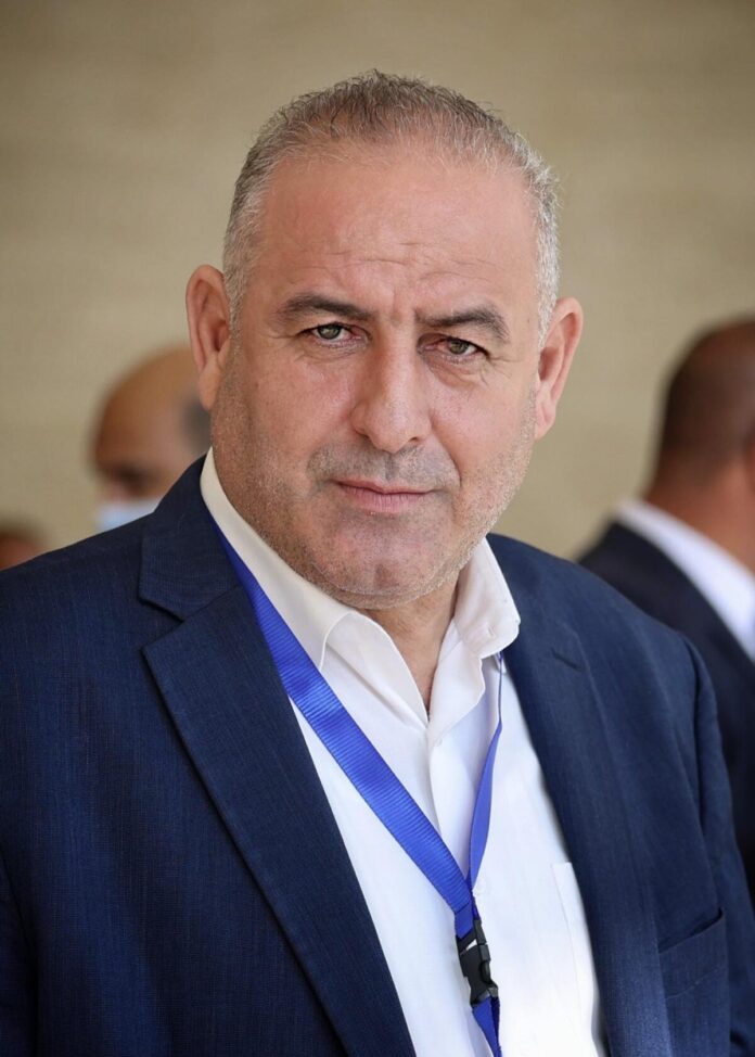 رئيس المجلس الرئاسي ينعي وفاة العميد «رضوان المهدي الأمين»