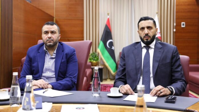 الصحة تبحث مع مستثمرين إطلاق مشروع لإنشاء «مصنع أدوية»