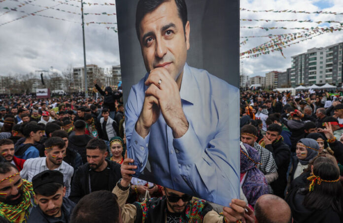 تركيا.. تصعيد واسع ضدّ «حرية التعبير» للأكراد