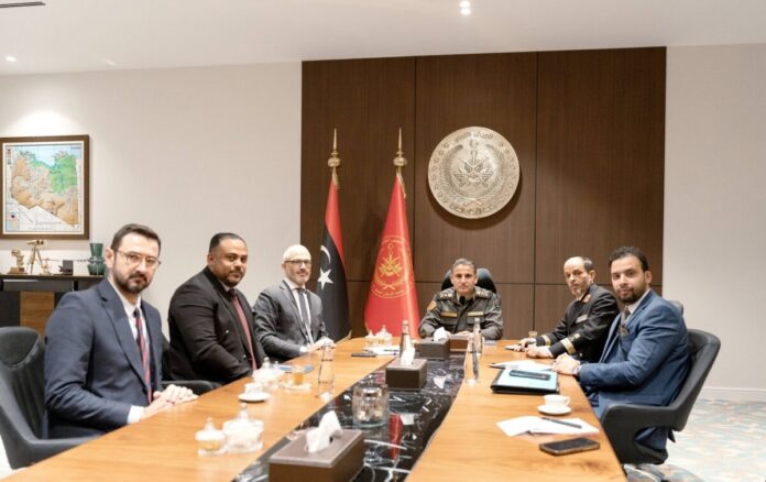 رئيس الأركان يناقش شراكة أمنية وعسكرية مع الاتحاد الأوروبي