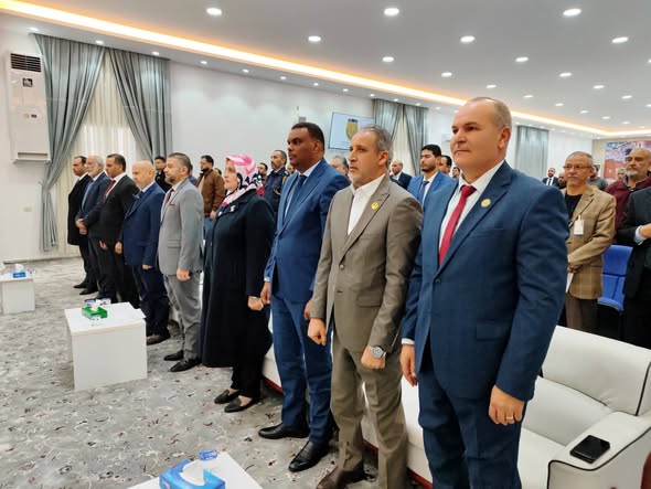 وزارة العمل تؤكد أهمية الشفافية وتطوير الموارد البشرية في مسار الإصلاح الإداري