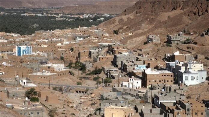 محافظ حضرموت: السيطرة الأمنية تعيد تثبيت نفوذ الدولة