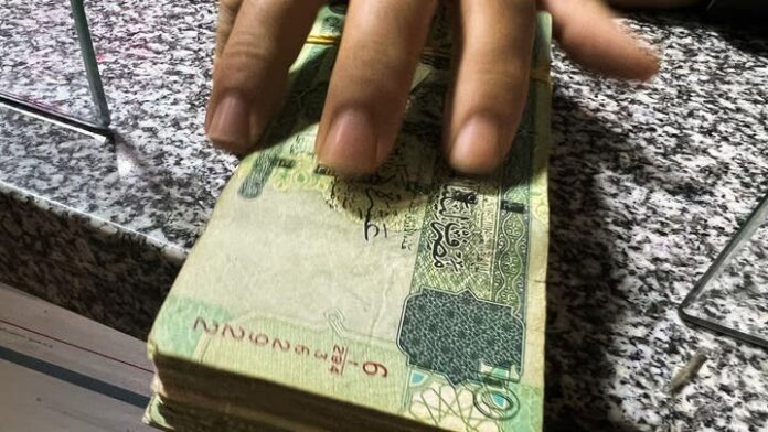 «صغار الموردين» يطالبون بمراجعة الضرائب والتحرك العاجل