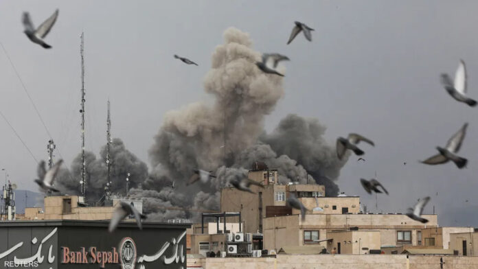 ترامب لا يستبعد إرسال قوات برية إلى إيران.. الصين تحث على التهدئة