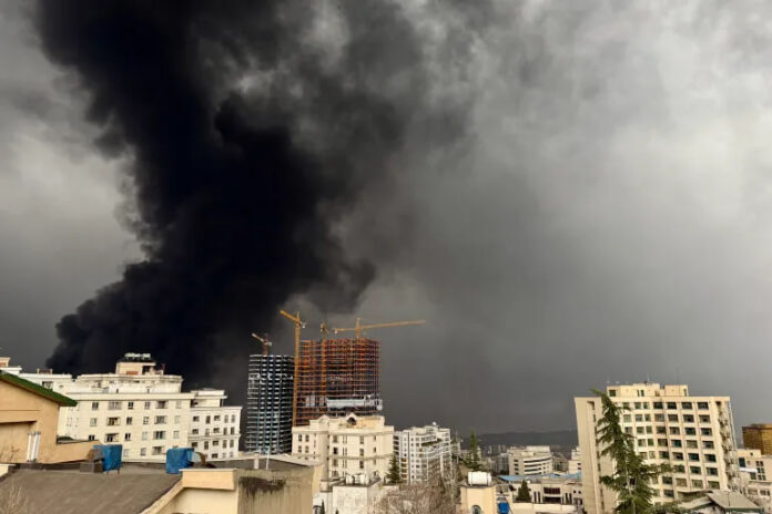 هجمات أمريكية إسرائيلية على إيران.. قتلى ومصابون في زنجان وطهران