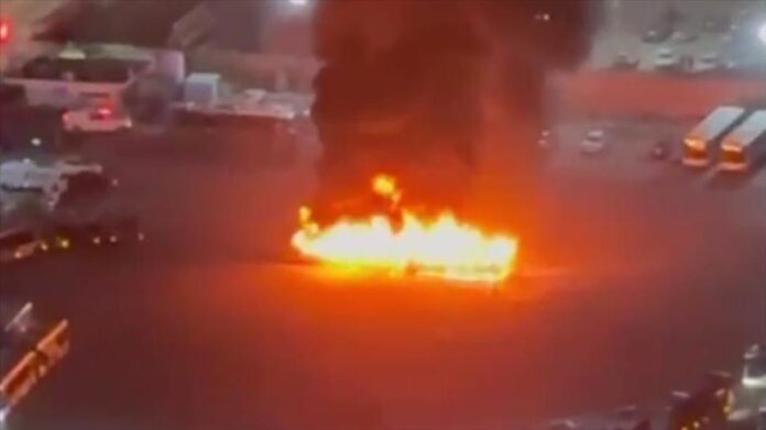 انفجارات وسط إسرائيل.. دفعة صواريخ إيرانية تتسبب بإصابة العشرات