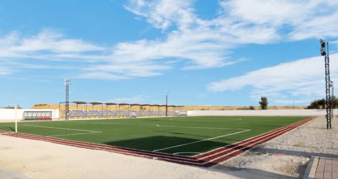 مؤسسة للنفط تنهي مشروع تطوير «ملعب رياضي» في بلدية مرادة