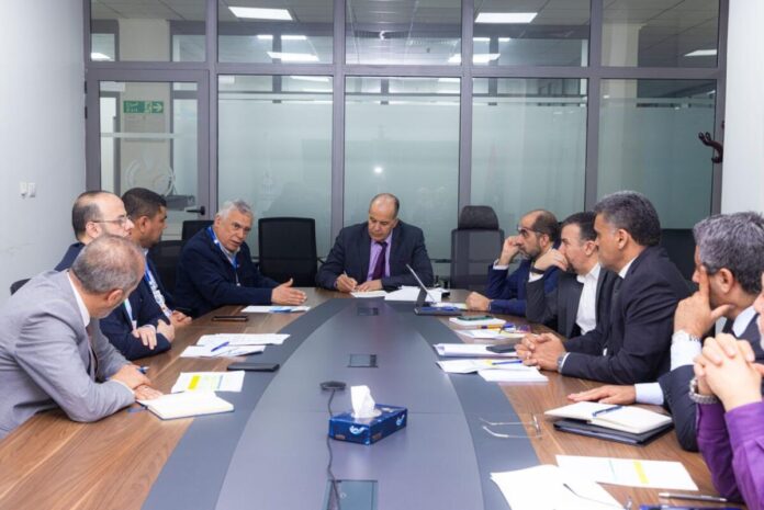 مؤسسة النفط: الالتزام بـ«الخطط الزمنية» لضمان زيادة الإنتاج