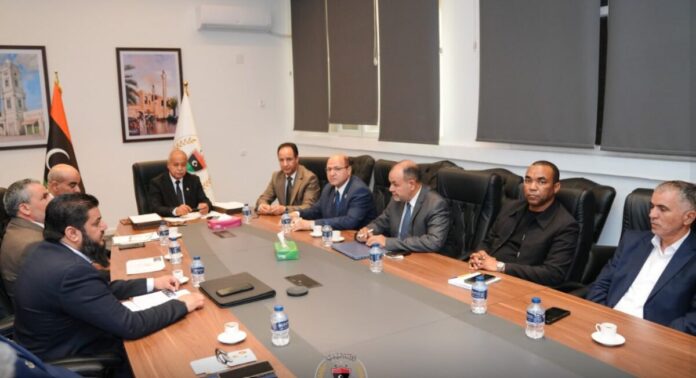 وزارة الدفاع تكرّم لجان تطوير «التدريب العسكري»