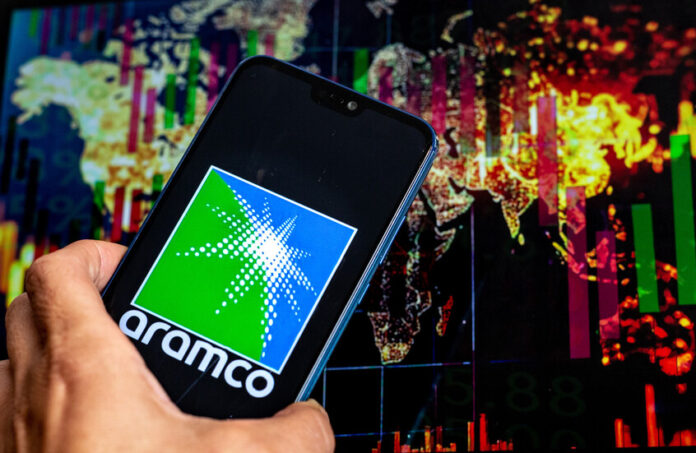 السعودية ترفع سعر نفطها لدول آسيا