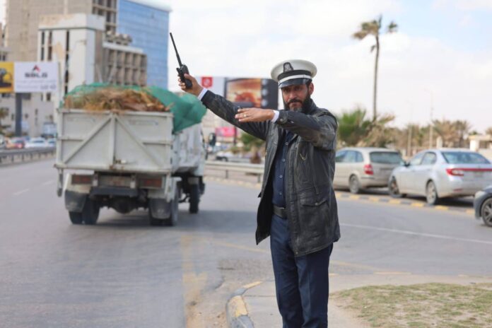 «أمن طرابلس» تنفذ حملات مكثفة وتضبط متهمين ومركبات مخالفة