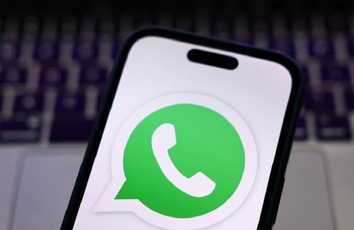 نهاية رسائل الاحتيال.. واتسآب يطلق نظام «تحذيرٍ ذكي» للمستخدمين