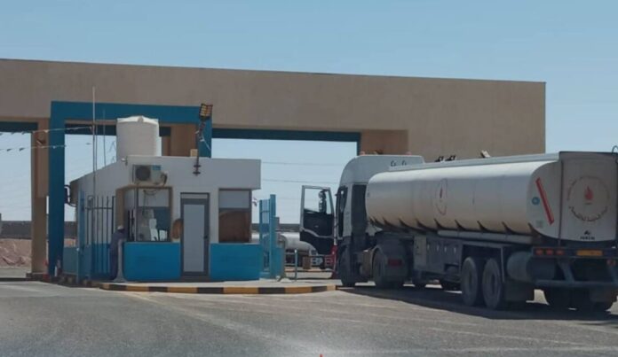 البريقة: توزيع 7 ملايين «لتر بنزين» في الجنوب خلال 8 أيام
