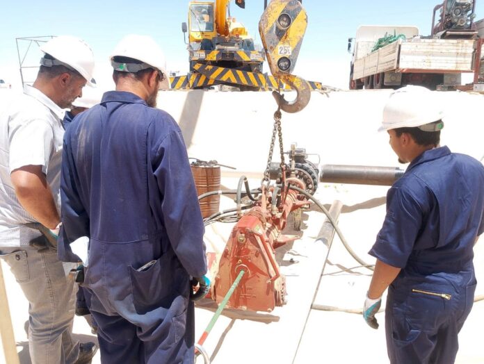 إنجاز جديد لقطاع النفط الليبي.. ربط بئر جديدة بـ«الشبكة الإنتاجية» في وقت قياسي