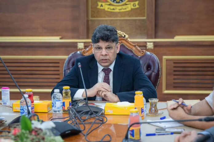 حبس مراقب تعليم في سوق الجمعة احتياطيًا بتهمة إساءة استعمال السلطة