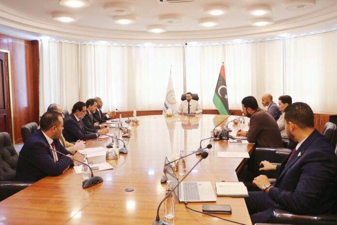 «الاقتصاد» تناقش تمويل مشاريع الطاقة المتجددة وطرح صكوك استثمارية