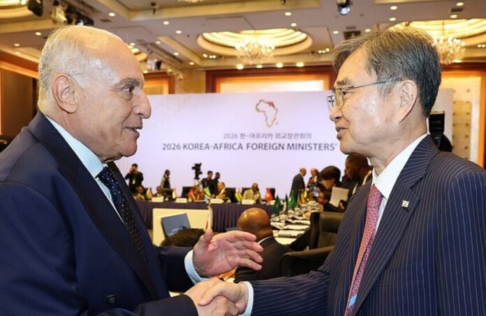 عبر بوابة الجزائر.. اتفاق طيران جديد يربط آسيا بدول إفريقيا