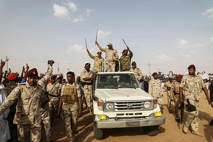 السودان يصدر حكماً بـ«الإعدام» على قائد الدعم السريع.. أزمة الغذاء والنزوح تتفاقم