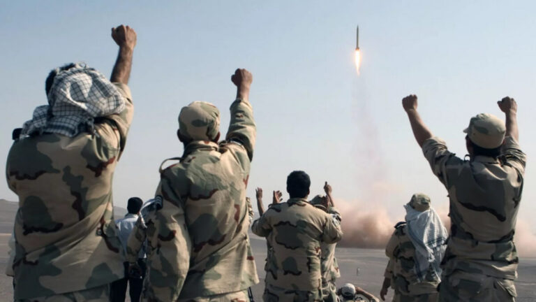 إيران تقصف قواعد أمريكية في الأردن والكويت.. الحرس الثوري: كفاحنا سيستمر
