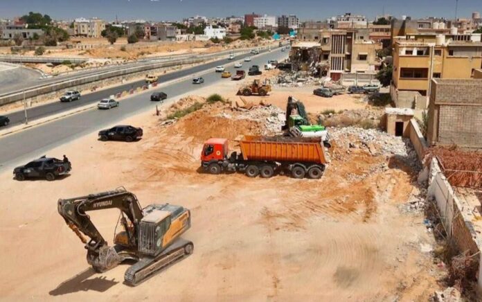 إنفاذ القانون تواصل تنفيذ «أعمال الإزالة» في منطقة الهضبة