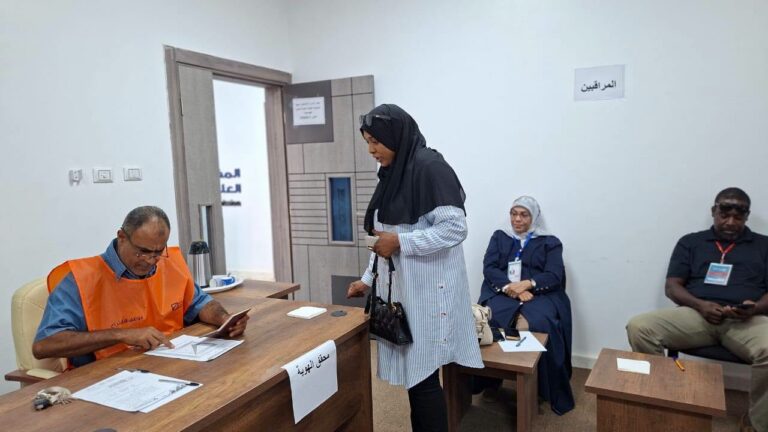 المفوضية تشرف على «انتخابات النقابات» بمختلف المناطق
