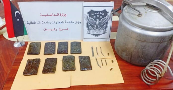 مكافحة المخدرات: ضبط مروّج وبحوزته مواد مخدرة في زليتن