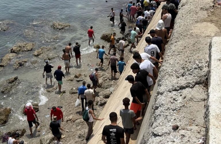 رئيس حكومة سبتة: إعادة المهاجرين إلى المغرب «السبيل الوحيد» لإنهاء الأزمة