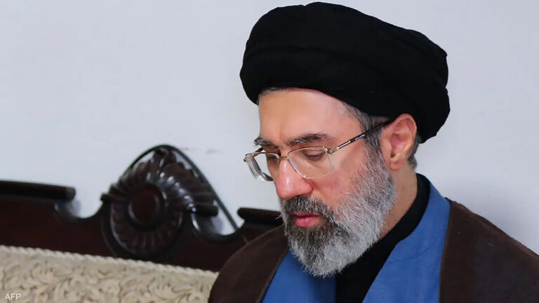 داخل المخابئ السرية.. كيف تحاول أمريكا وإسرائيل تعقّب «مجتبى خامنئي»؟