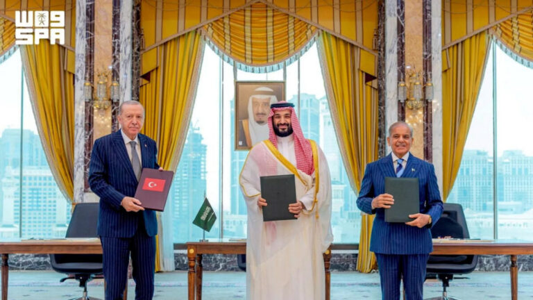 إيران تعلّق على «اتفاقية مكة»: لا مبرر لاعتبارها موجهة ضد طهران