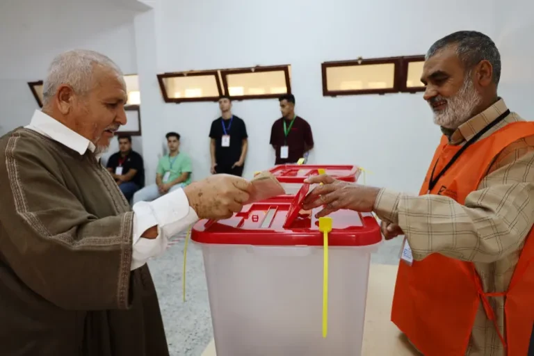 البلدية أقرب للمواطن.. مزال التردد في نقل الاختصاصات؟