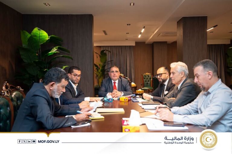 المالية تعتمد الدفعة الثانية من الميزانية التشغيلية لـ«الوطنية للنفط»