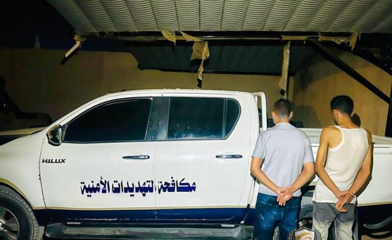 أموال مزورة بقيمة «50 ألف دينار».. ضبط 3 مشتبه بهم في المطرد والجميل