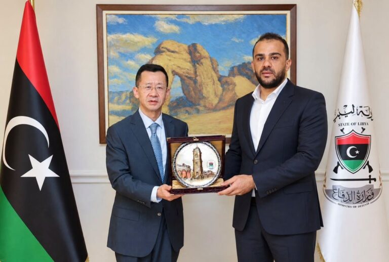 وزارة الدفاع: تطوير التعاون مع الصين بما يخدم المصالح المشتركة