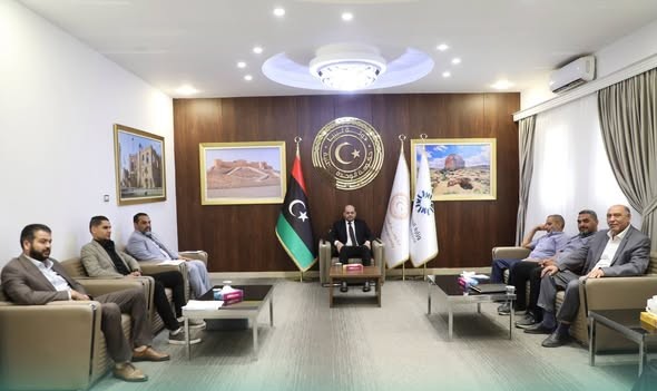 الخدمة المدنية تعزز الرقابة والمتابعة على شؤون الموظفين بالوحدات الإدارية