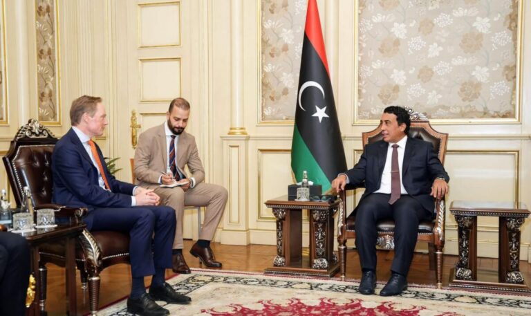 المنفي يبحث مع سفير هولندا دعم «جهود العدالة» وحقوق الإنسان