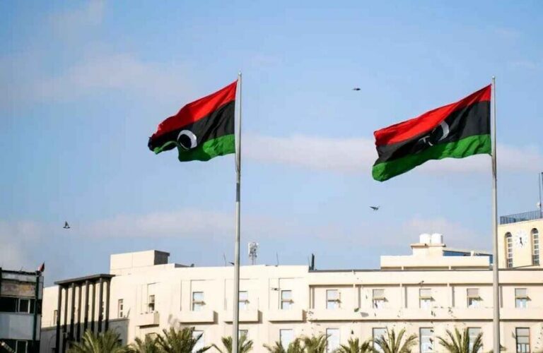 الحكومة تعلن تفكيك «خلية تخريبية» وتكشف مخططاً واسعاً لاستهداف مقدرات الليبيين