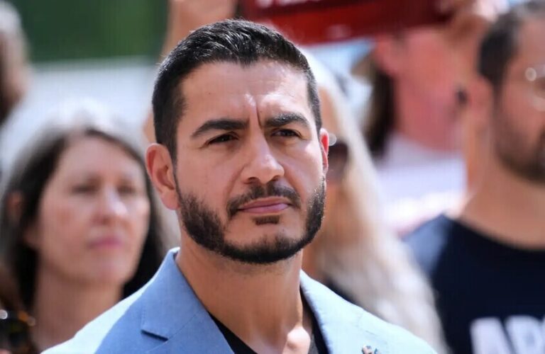 عبد الرحمن السيد: يجب اعتقال نتنياهو فور وصوله إلى الأراضي الأمريكية