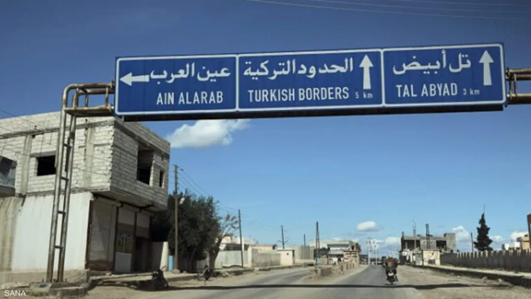 حريق مميت داخل سجن في سوريا.. مقتل 7 نزلاء واختناق آخبرين