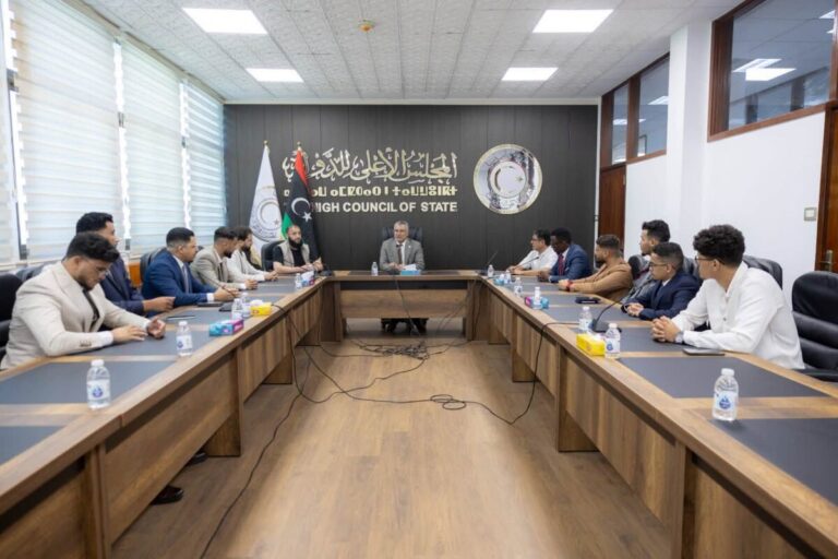 الأعلى للدولة: الشباب شريك أساسي في بناء الدولة